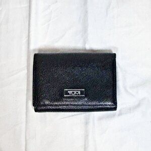 Tumi Black Pebbled Leather Tri-Fold Envelope Wallet